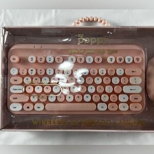 Xo Poppy Wireless Keyboard and Mouse Set - Pink